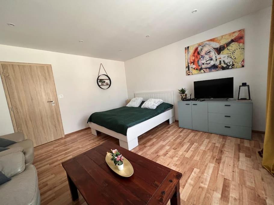 Apartman Centrum Sturka Мартін Екстер'єр фото