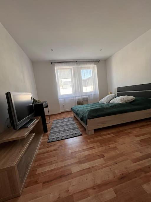 Apartman Centrum Sturka Мартін Екстер'єр фото